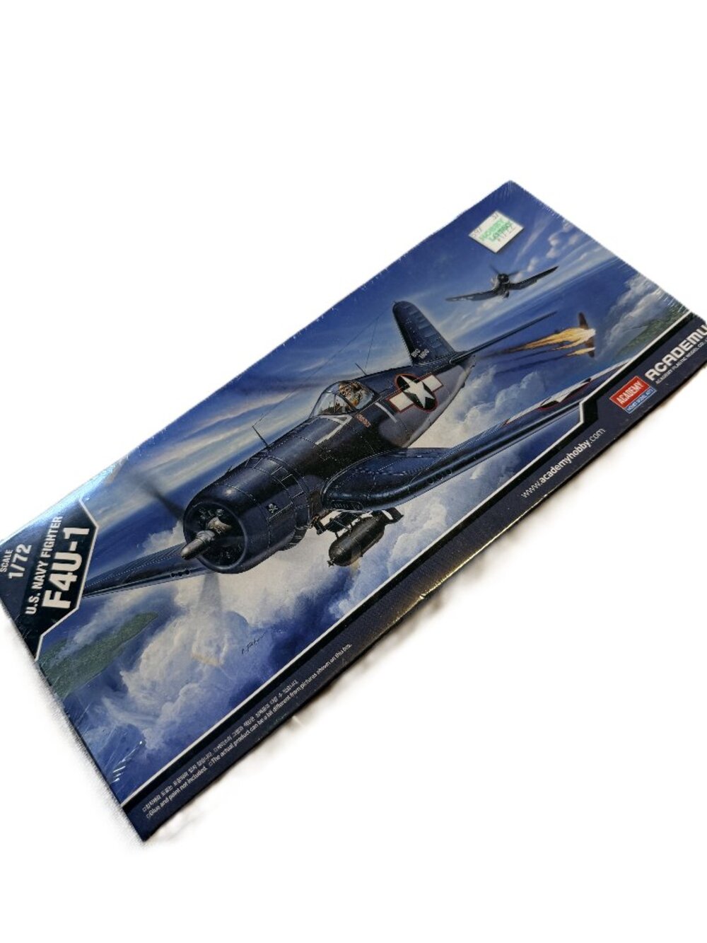 Toys Academy Chance Vought F4U-1 Corsair 1:72 Scale Plastic Model Kit Vintage